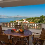 Gorgeous Home In Postira Vikendica