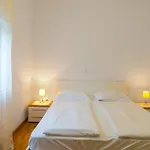 Gorgeous Home In Postira Vikendica *