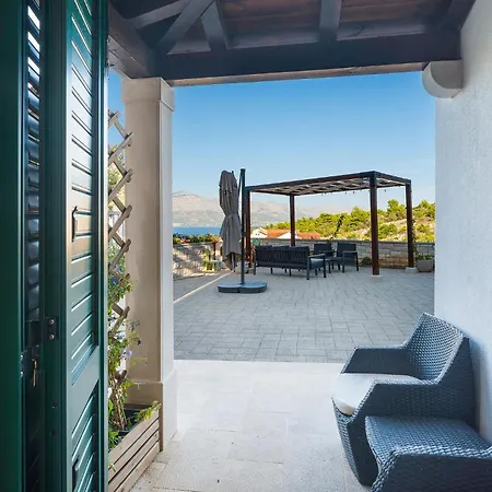 Nice Home In Postira With Outdoor Swimming Pool * Postira