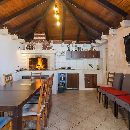 Nice Home In Postira With Outdoor Swimming Pool Holiday home Postira